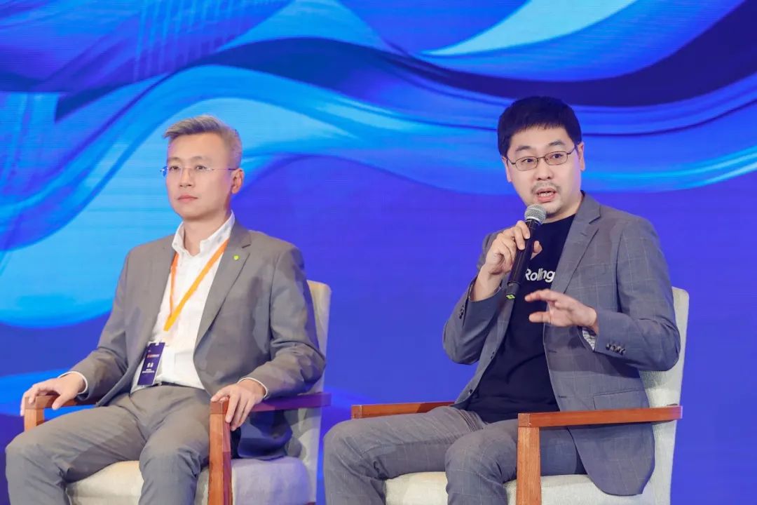 RollingAI创始人刘开出席2025年中国绿公司年会,解读AI商业化落地新思维
